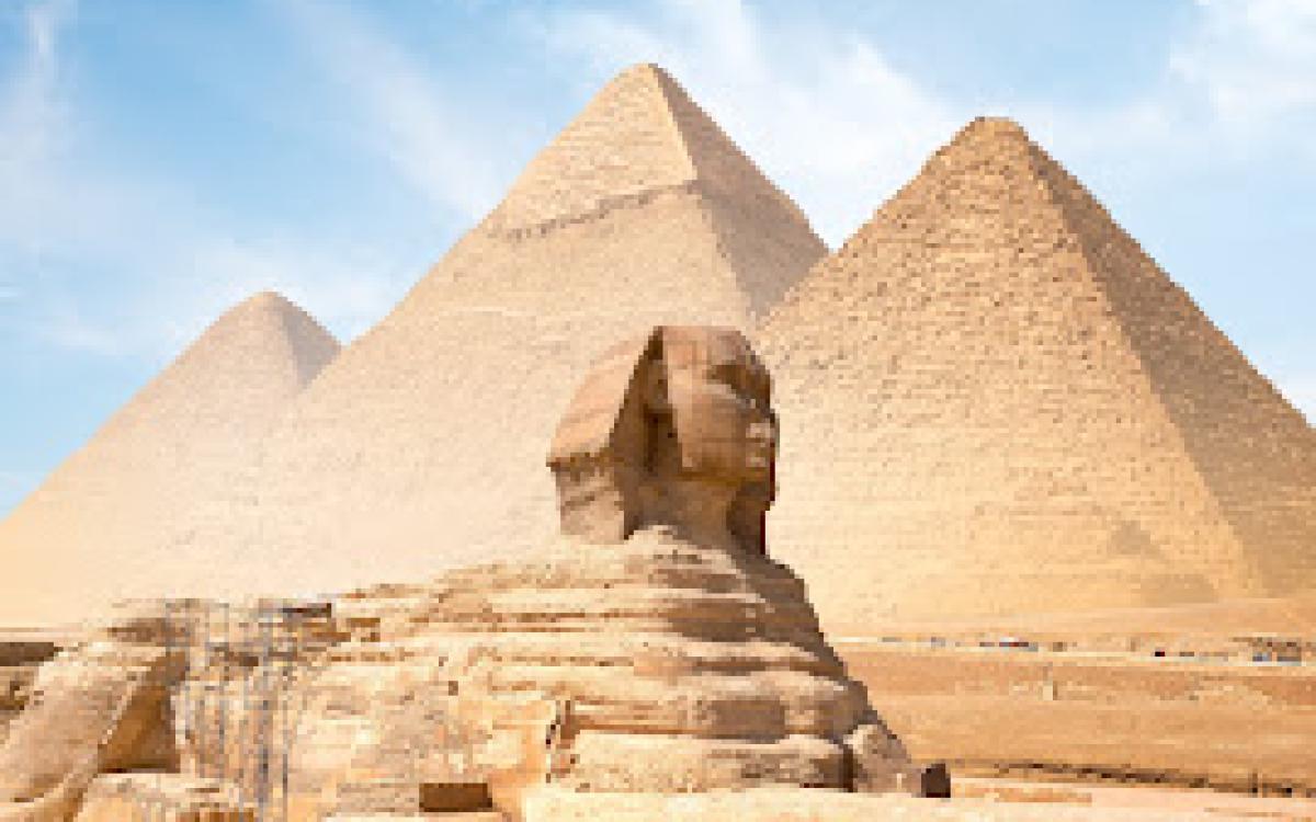 Full-Day Private Tour: Giza pyramids, Memphis, Saqqara.